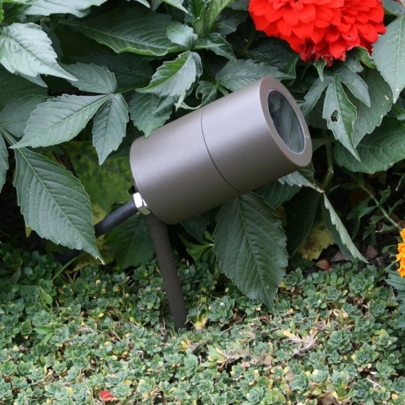 Compact Spike Spotlight - 240v - Rustic Brown - GU10, IP65 - Image 2