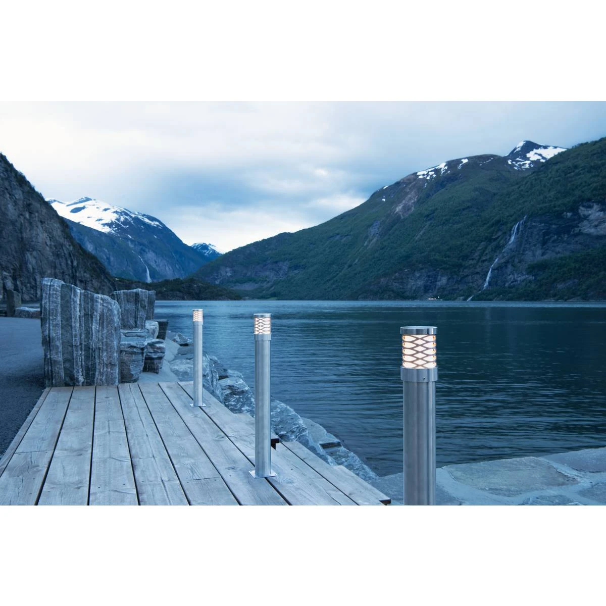 Trust 60 - 316 Stainless Steel IP55 240v 8.6w 3000k 400 Lumens 60cm Tall - Surface Or Spike Mounted Bollard - 2 Heights - Image 4