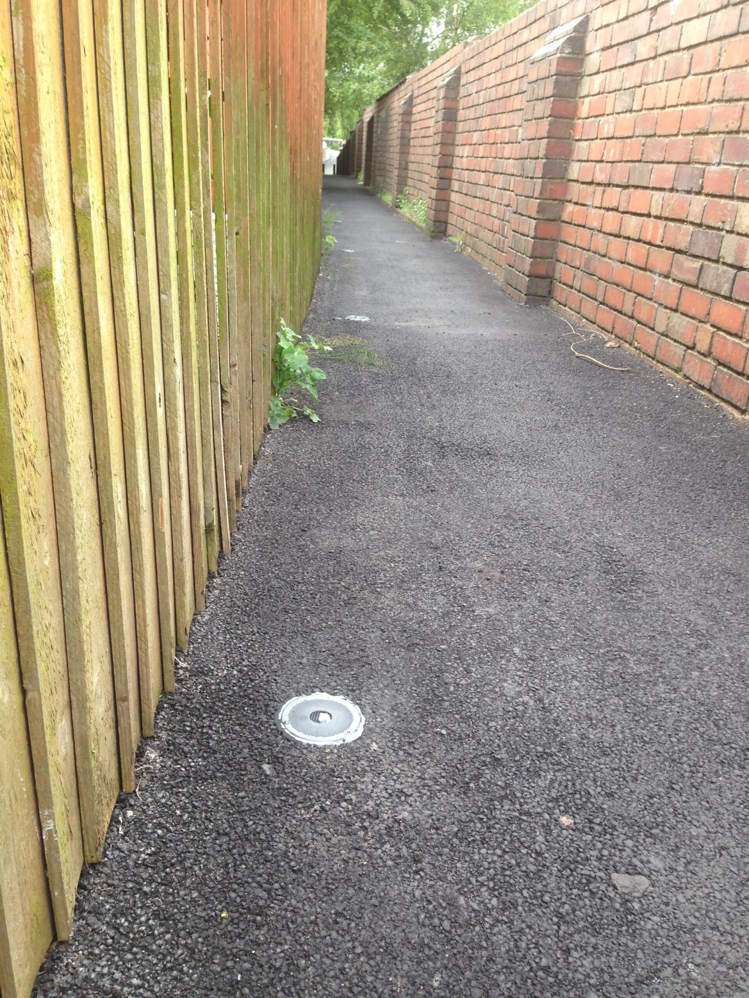 Solar LED Cycle Route Delineator - Red Flashing - Minimum Order Is 20. Ordered In Multiples Of 20 - Image 2